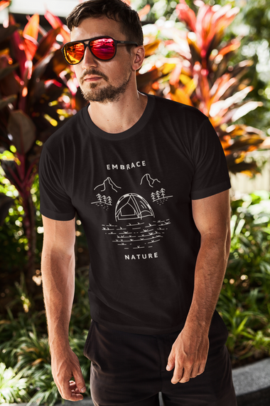 Rorrom Explore Black T-shirt - Embrace the Nature